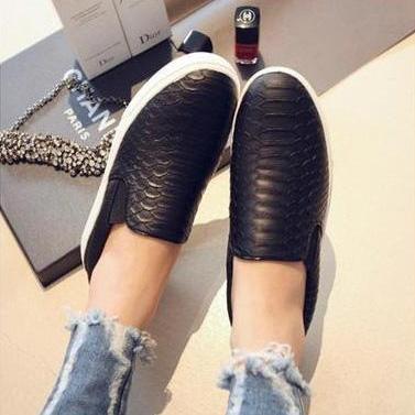 Serpentine Pattern Casual Flat Summer Shoes