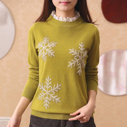 Trendy Snowflakes Ruffled Neck Long Sleeve Snowflake Pattern Women's Sweater